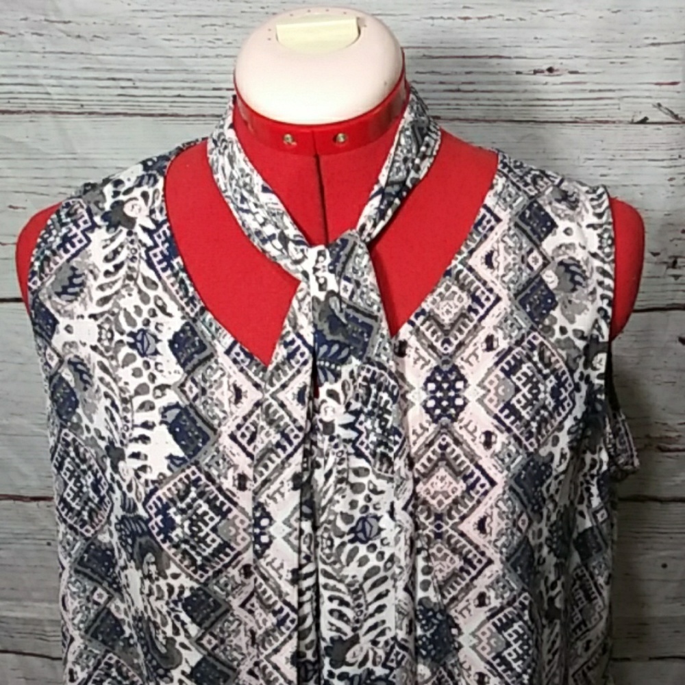 Sami & Jo Geometric Neck Tie Blouse Sz L